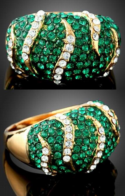 HELL GREEN SWAROVSKI CRYSTAL COCKTAIL RING-sz9